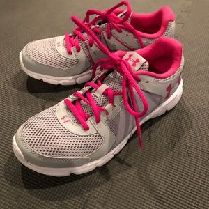 Under Armour Thrill 2 Sneakers **just like new!!**